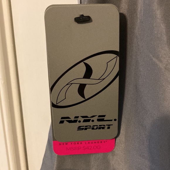 The brand is N.Y.L. Sport, Size: M, and Condition: New. - Picture 3 of 5
